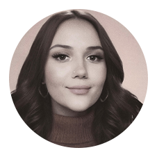 Image of Ilanna in a circle frame