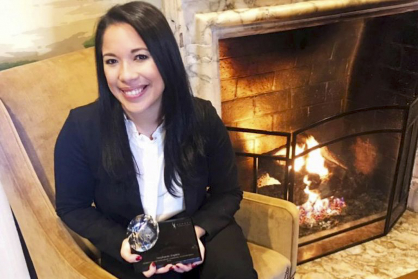 Stephanie Espina '09/'14M