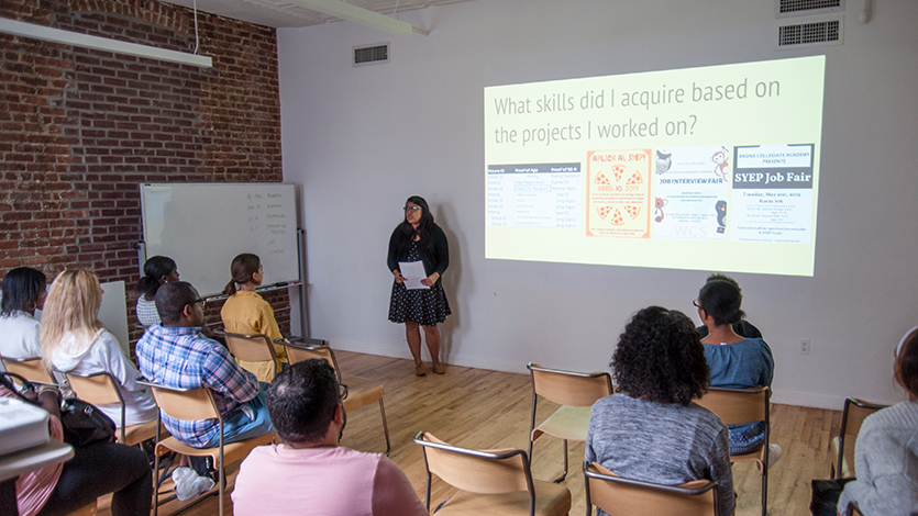 Nicole Cruz presents on her summer internship