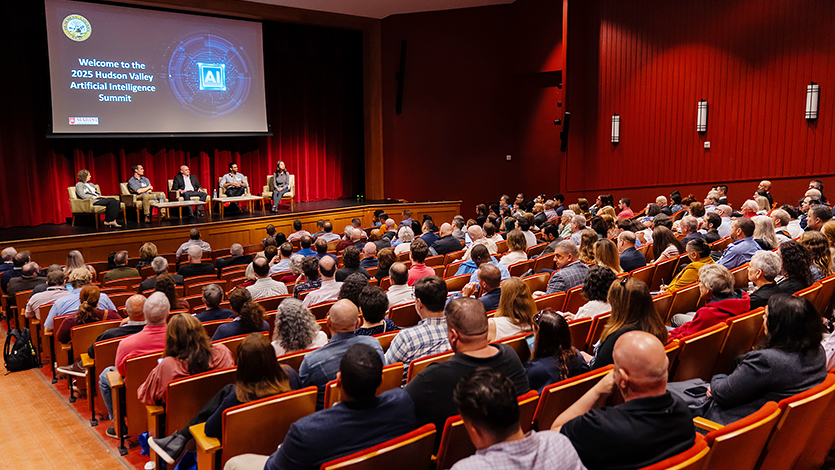 Image of Hudson Valley Artificial Intelligence Summit in the Nelly Goletti Theatre.