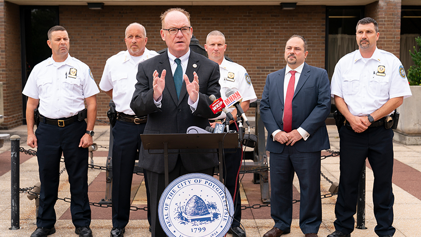 Poughkeepsie Mayor Rob Rolison holds press conference about police survey and city collaboration with Marist