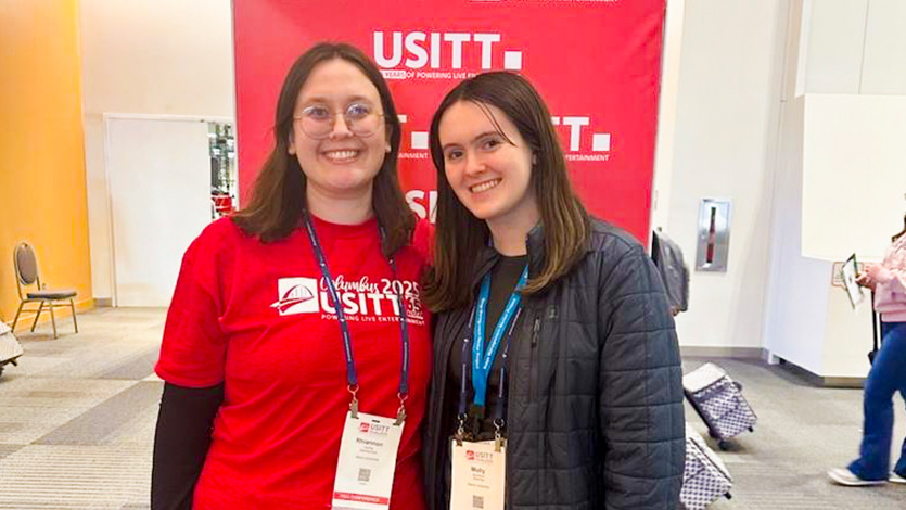 Image of Rhiannon Moline ’25 and Molly Emmens ’25 at the USITT conference. Photo courtesy of Rhiannon Moline.