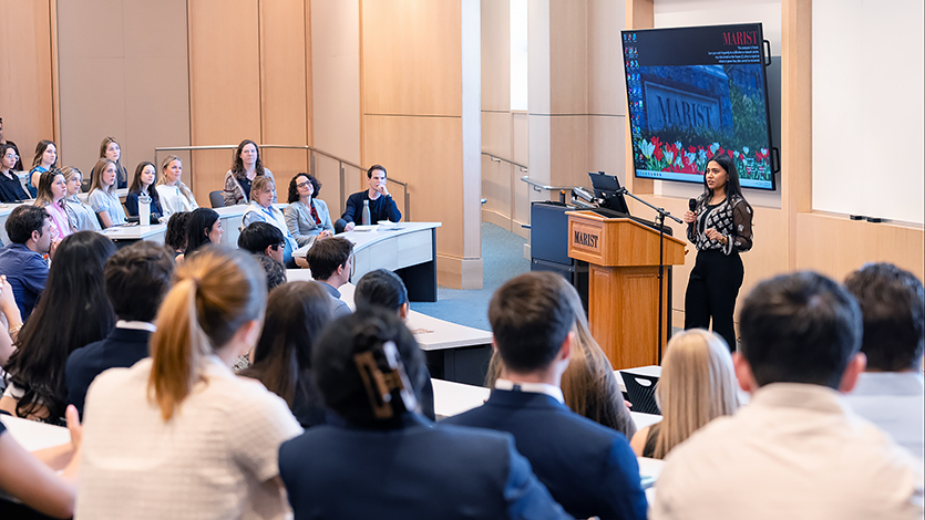Image of Shivani Patel ’22 speaking at CURSCA. 