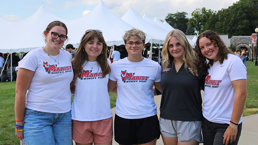 Image of women's rugby team.