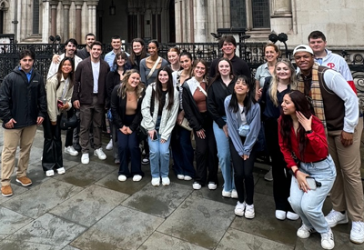 Image of students on a travel course in London, England.