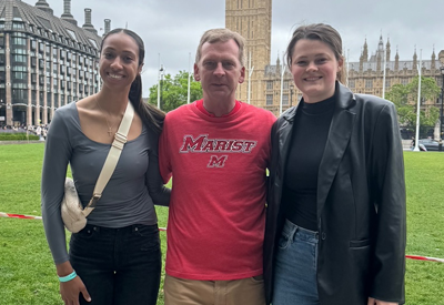 Image of Marist University President Kevin Weinman with students on a travel course in London, England.
